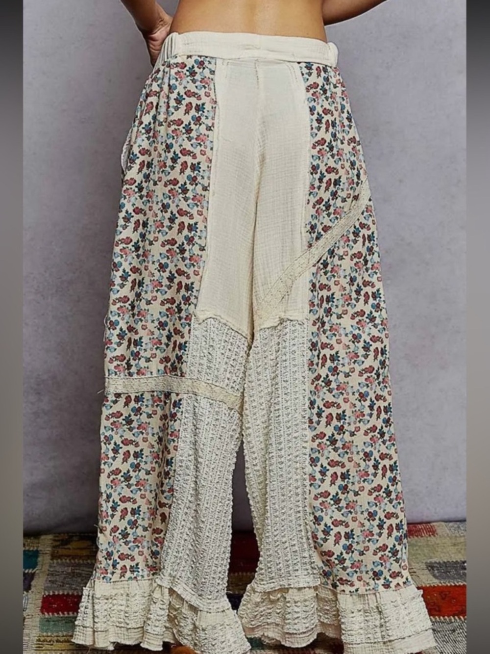 New: POL Cream Floral Patchwork Ruffle Hem Wide-Leg Pants• Medium - Picture 4 of 5